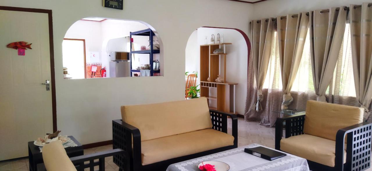 Dan Zoranz Self Catering Guest House Ла-Диг Экстерьер фото