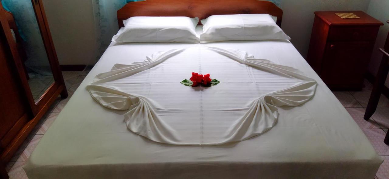 Dan Zoranz Self Catering Guest House Ла-Диг Экстерьер фото