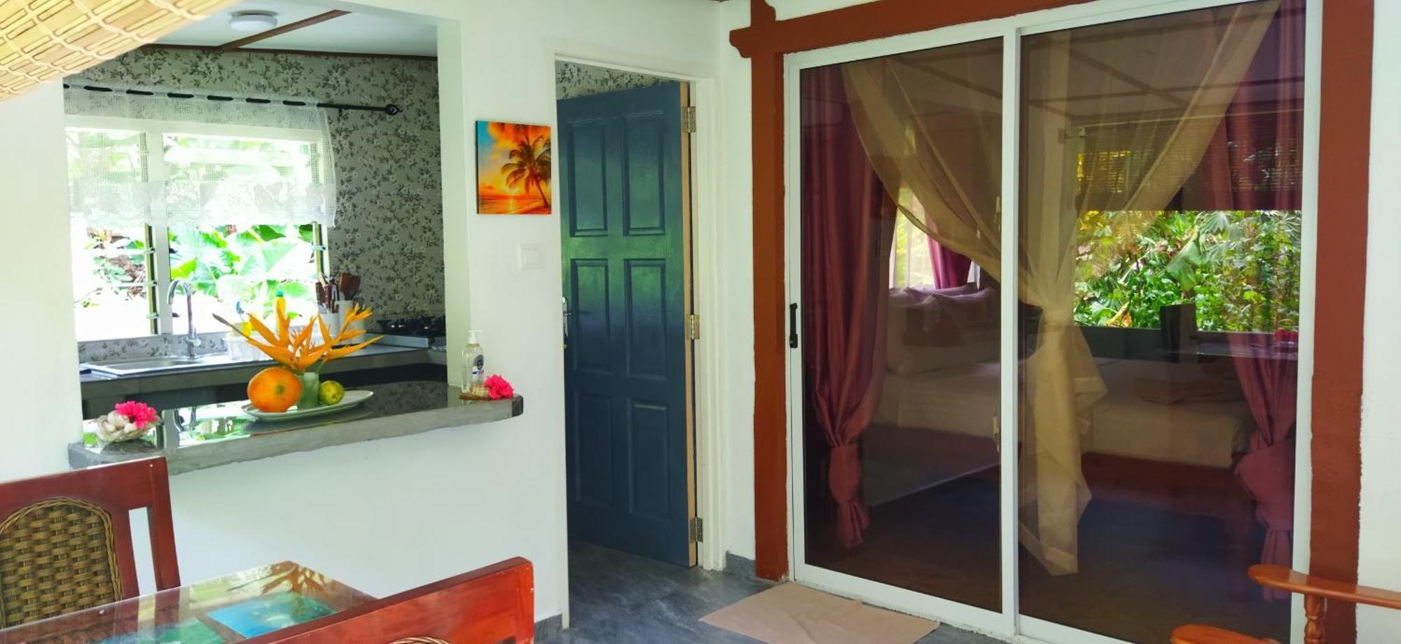 Dan Zoranz Self Catering Guest House Ла-Диг Экстерьер фото